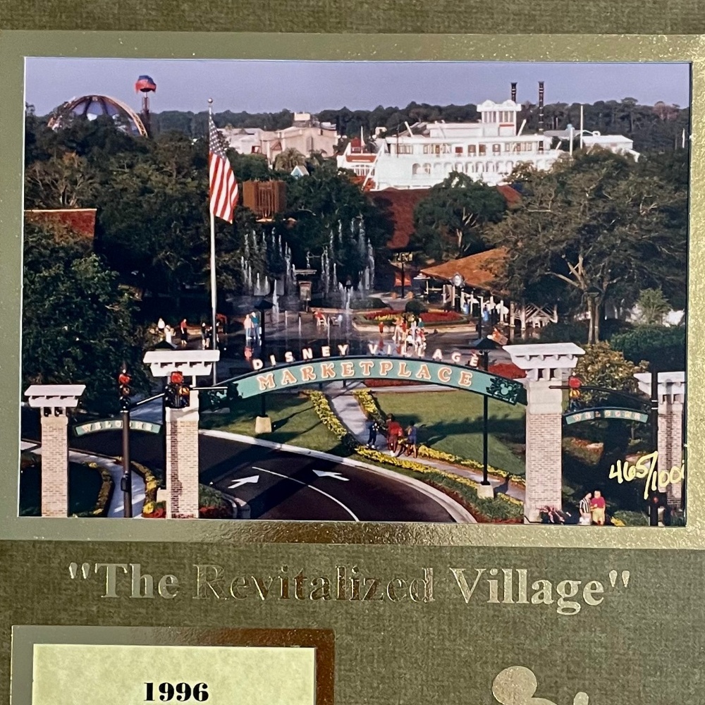 Walt Disney World Cast Member 1996 Collectors Series Ltm. Ed. 6 of 12 (#465) - Picture 2 of 7